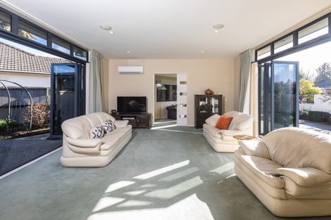 Photo of property in 51 Kirkwood Avenue, Upper Riccarton, Christchurch, 8041