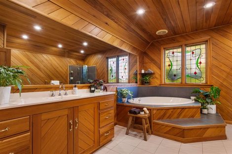 Photo of property in 16 Huntsbury Avenue, Huntsbury, Christchurch, 8022