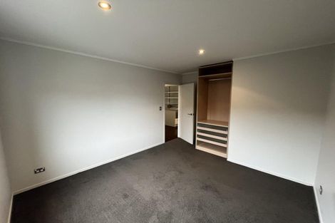 Photo of property in 9a-e Moulton Street, Moturoa, New Plymouth, 4310