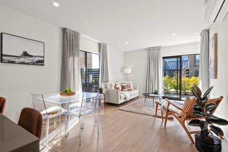 Photo of property in 39 Mulholland Drive, Jacks Point, 9371