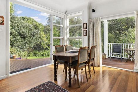 Photo of property in 11 Kinross Street, Kelburn, Wellington, 6012