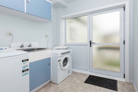 Photo of property in 99 Waller Avenue, Bucklands Beach, Auckland, 2012