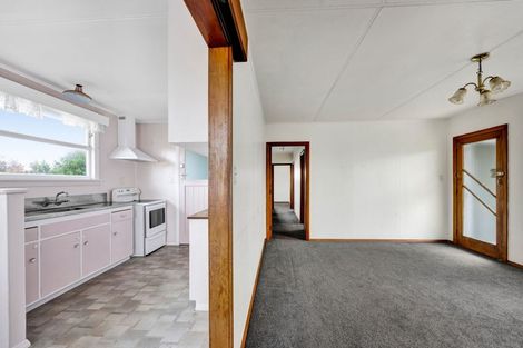 Photo of property in 32 Victoria Street, Patea, 4520