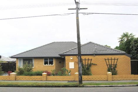 Photo of property in 112b Gayhurst Road, Dallington, Christchurch, 8061