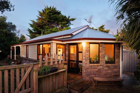 Photo of property in 14a York Place, Awapuni, Palmerston North, 4412