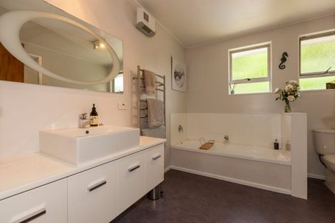 Photo of property in 34 Chums Road, Paraparaumu Beach, Paraparaumu, 5032