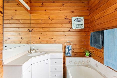 Photo of property in 26 Ruru Avenue, Lytton West, Gisborne, 4010