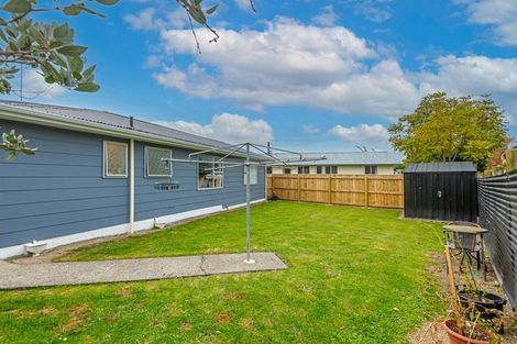Photo of property in 24 Chadwick Place, Highbury, Palmerston North, 4412