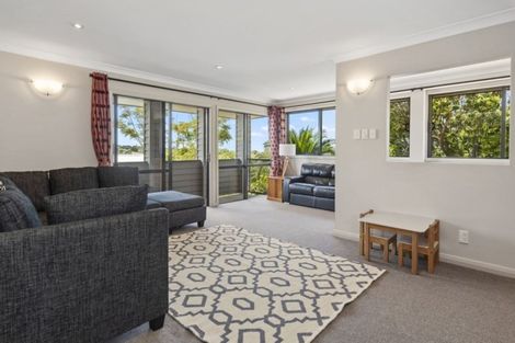 Photo of property in 86 Deep Creek Road, Torbay, Auckland, 0630