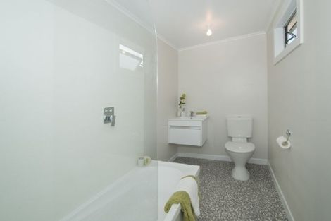 Photo of property in 11 Beach Street, Petone, Lower Hutt, 5012