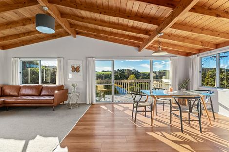 Photo of property in 6 Seatoun Avenue, Leigh, Warkworth, 0985