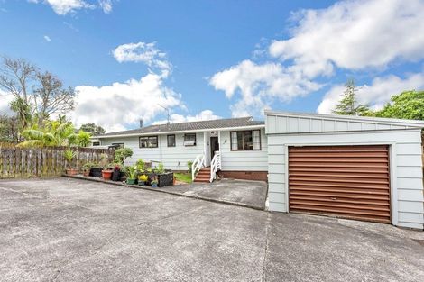 Photo of property in 3 Denarius Lane, Glendene, Auckland, 0602