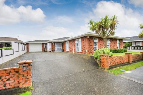 Photo of property in 6 Grange Place, Milson, Palmerston North, 4414