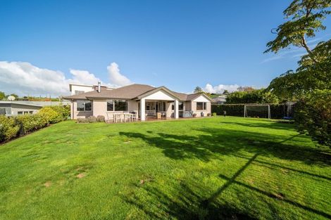 Photo of property in 21 Heta Road, Highlands Park, New Plymouth, 4312