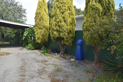 Photo of property in 75 Victoria Street, Carterton, 5713