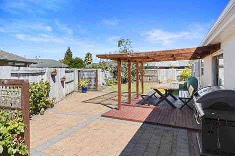 Photo of property in 14 Newfield Drive, Fairview Downs, Hamilton, 3214