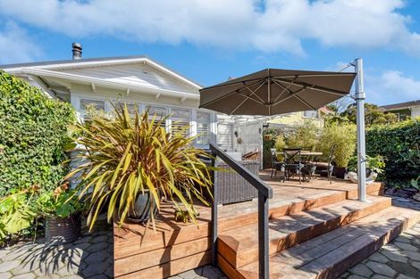 Photo of property in 255 Bridge Street, The Wood, Nelson, 7010