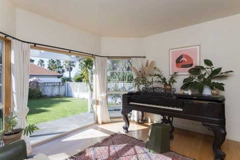 Photo of property in 21 Ocean Park, Wainui, Gisborne, 4010