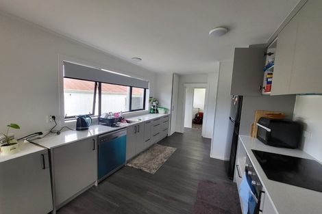 Photo of property in 401 Main Road, Huapai, Kumeu, 0810