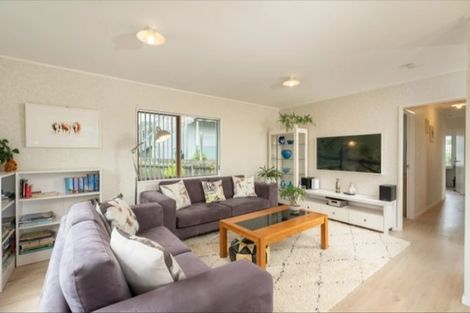 Photo of property in 3 Starboard Way, Onerahi, Whangarei, 0110