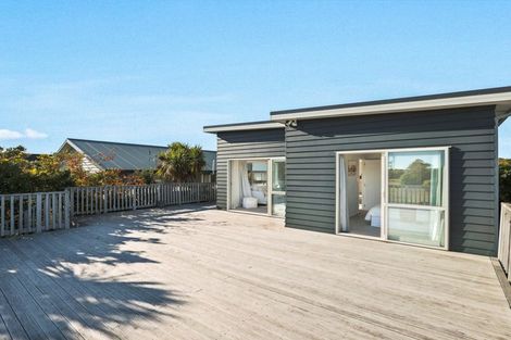 Photo of property in 387 Estuary Road, South New Brighton, Christchurch, 8062
