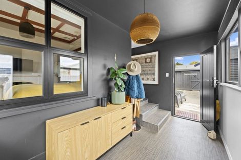 Photo of property in 54 Church Road, Taradale, Napier, 4112