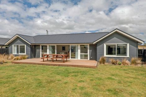 Photo of property in 24 Cressy Place, Darfield, 7510