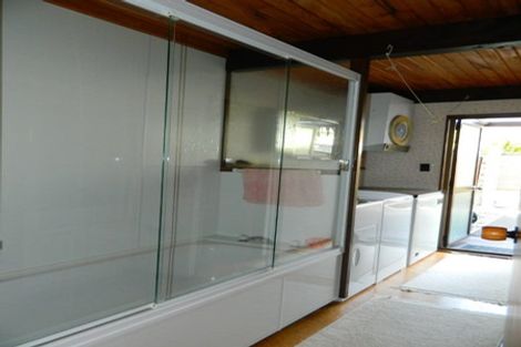 Photo of property in 2/9 Ash Grove, Ranui, Porirua, 5024