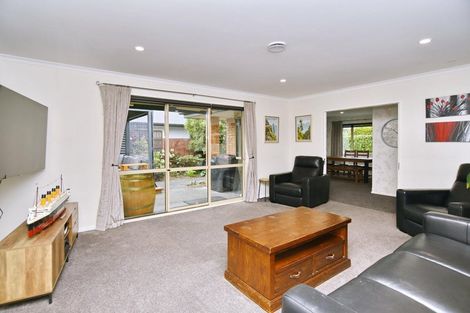 Photo of property in 9 Puhara Avenue, Parklands, Christchurch, 8083