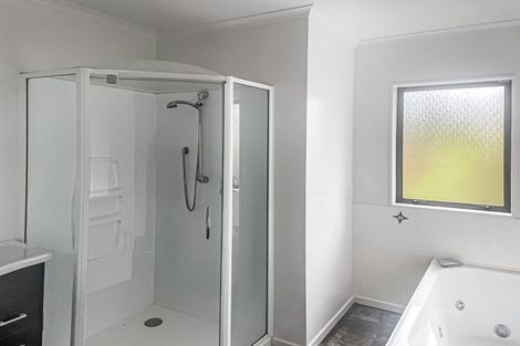 Photo of property in 150 Upper Fitzherbert Road, Wainuiomata, Lower Hutt, 5373