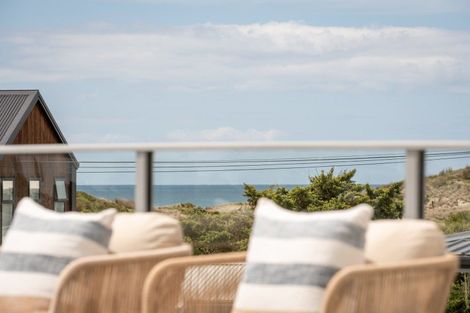 Photo of property in 1330b Papamoa Beach Road, Papamoa Beach, Papamoa, 3118