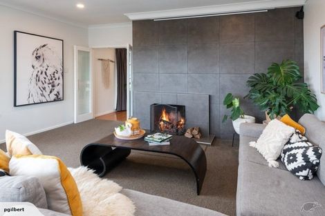 Photo of property in 2/12 Howe Street, Howick, Auckland, 2014