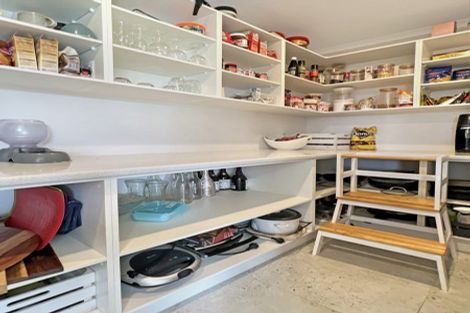 Photo of property in 3 Omahuru Road, Glenbrook, 2681