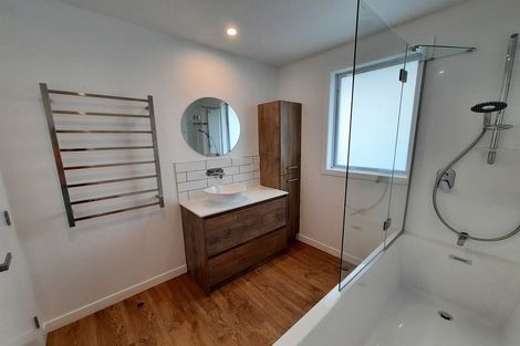 Photo of property in 25 Parakai Avenue, Parakai, 0830