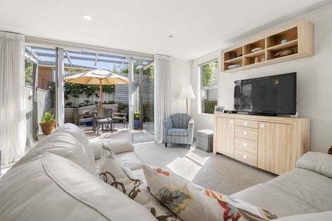 Photo of property in Habitat Apartments, 10/31 Byron Avenue, Takapuna, Auckland, 0622