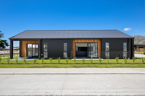 Photo of property in 1 Hadley Place, Cromwell, 9310