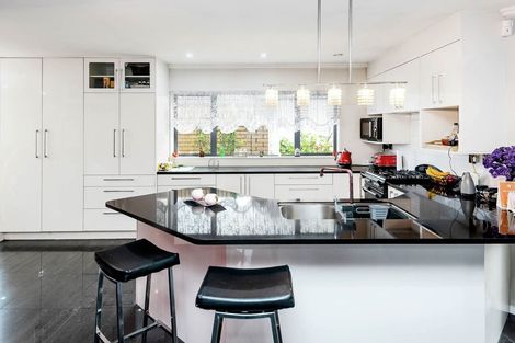 Photo of property in 8a Mccullough Avenue, Papatoetoe, Auckland, 2025