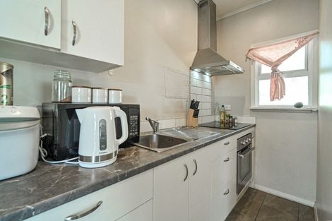 Photo of property in 3/49 Te Mata Road, Havelock North, 4130