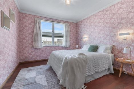 Photo of property in 115 Bartholomew Road, Levin, 5510
