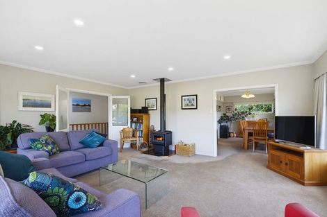Photo of property in 108 Oriel Avenue, Tawa, Wellington, 5028