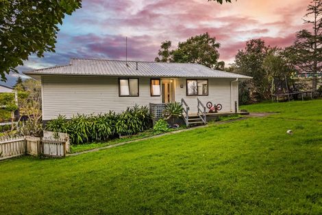 Photo of property in 6 Crosby Road, West Harbour, Auckland, 0618