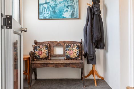 Photo of property in 143 Adelaide Road, Dannevirke, 4930