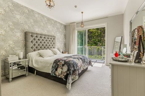 Photo of property in 24 Eaves Bush Parade, Orewa, 0931