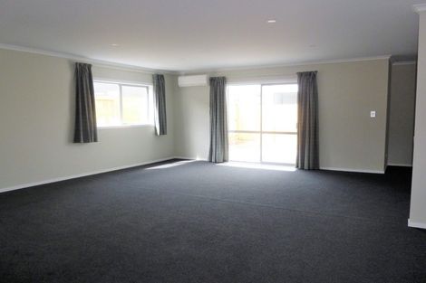 Photo of property in 28 Ridgedale Crescent, Flagstaff, Hamilton, 3210