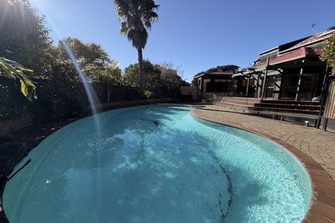 Photo of property in 7 Aotearoa Terrace, Murrays Bay, Auckland, 0630