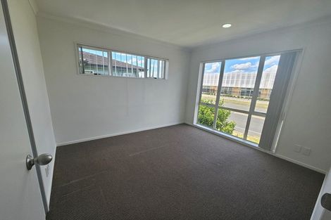 Photo of property in 12 Montanez Drive, Flat Bush, Auckland, 2019