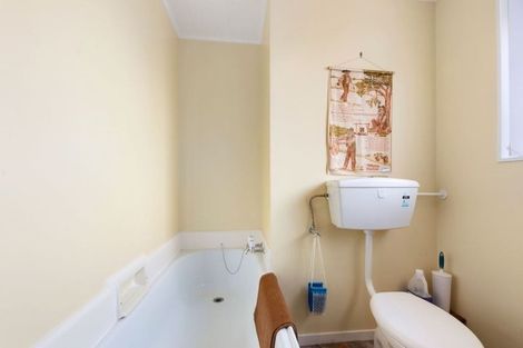 Photo of property in 2/42 Ebdentown Street, Ebdentown, Upper Hutt, 5018