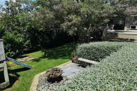 Photo of property in 140 Pembroke Street, Westown, New Plymouth, 4310