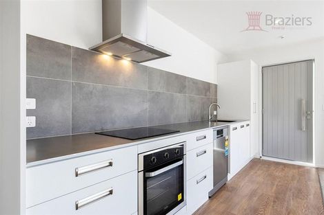 Photo of property in 71 Geraldine Street, Edgeware, Christchurch, 8013