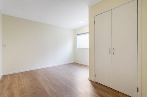 Photo of property in 1/19 Bond Crescent, Forrest Hill, Auckland, 0620